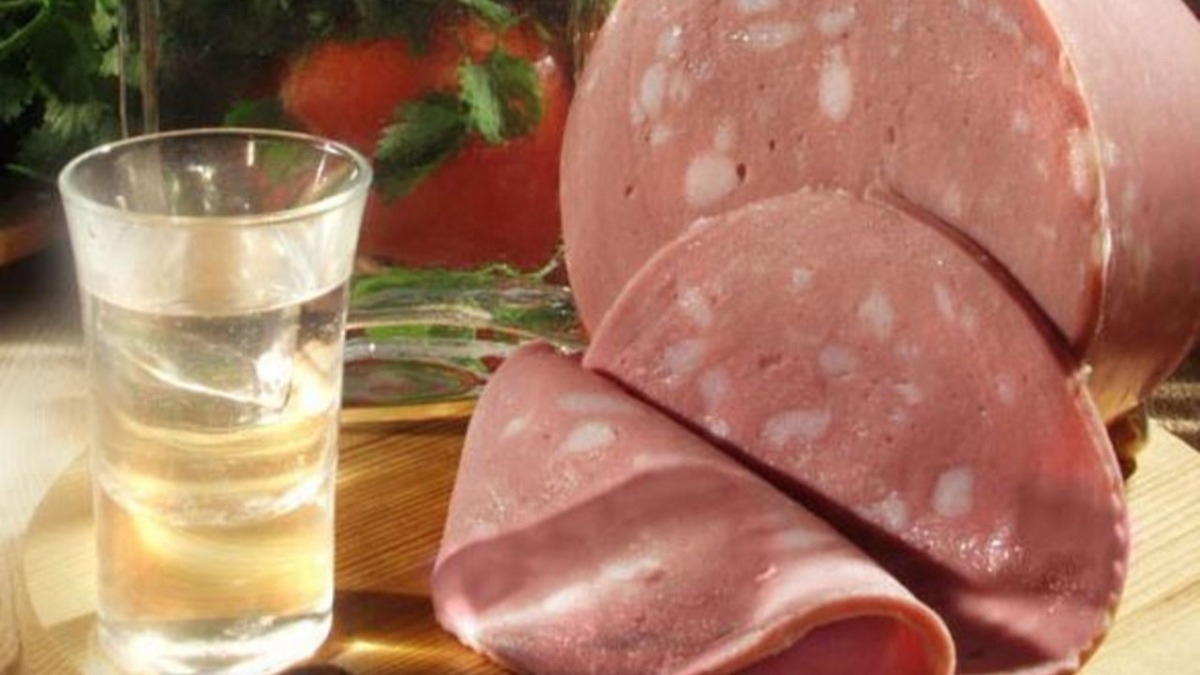 В Першотравенске за голоса избирателей предлагали продуктовые наборы (ВИДЕО)