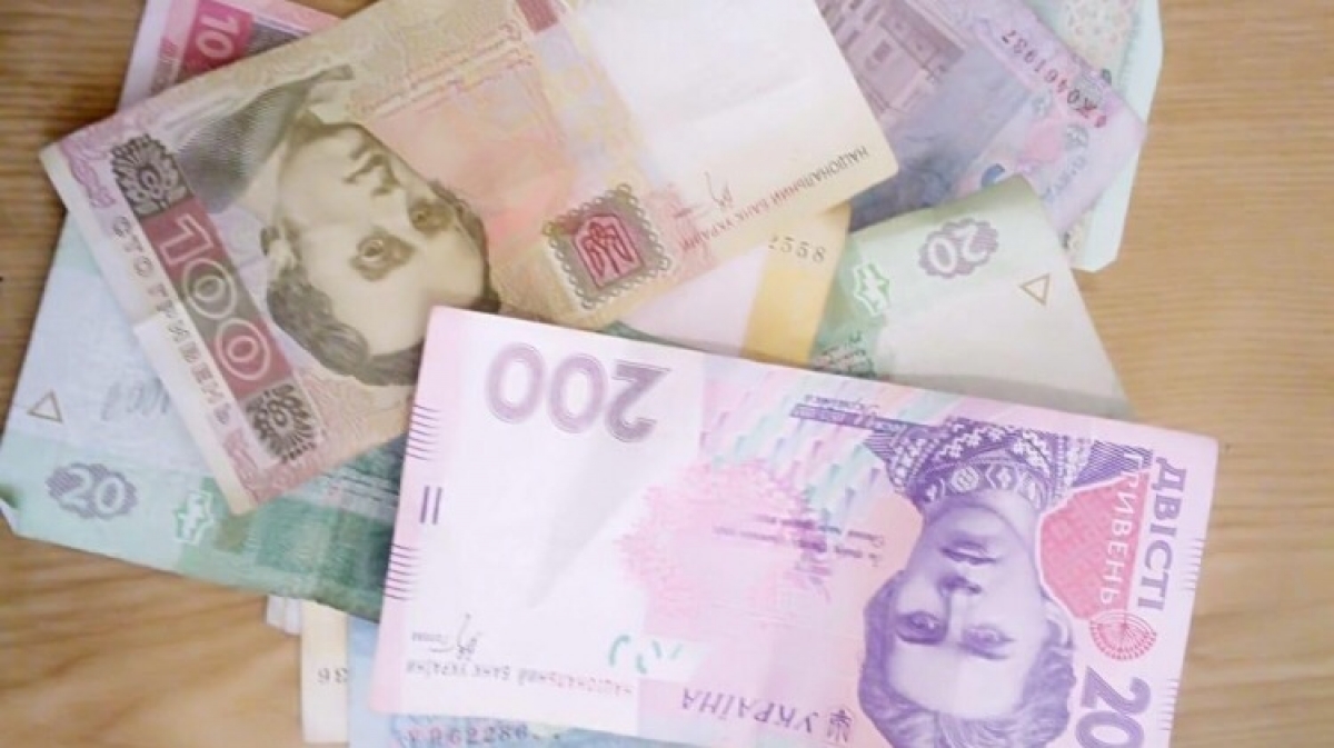 В Першотравенске парень ограбил незнакомца что бы купить подарок любимой