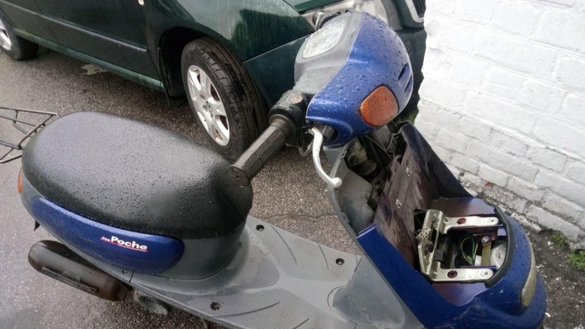 В Павлограде мужчина хотел продать украденный мопед своим знакомым