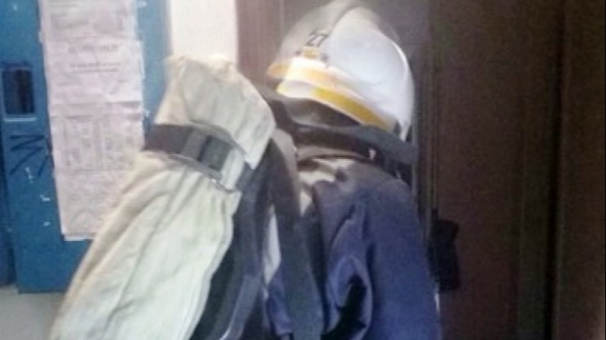 Пожар в пятиэтажке в Павлограде, спасатели из огня вытащили пенсионера