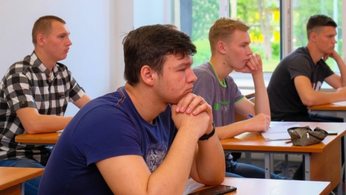 Более 100 жителей Днепропетровщины сдают  дополнительное ЗНО по украинскому языку и литературе