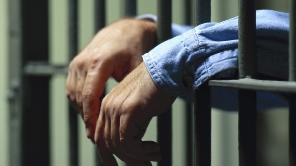 За взятку в 10 тысяч гривен менеджер предприятия попал под суд