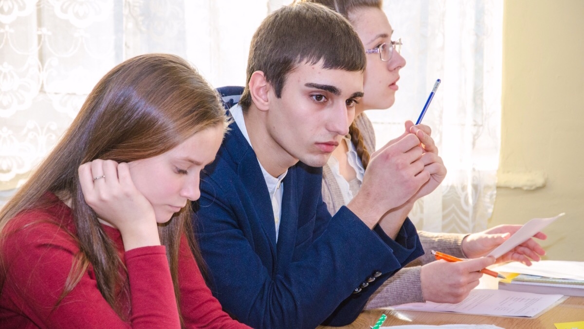 Абитуриенты области подали в украинские вузы уже почти 40,5 тыс электронных заявлений