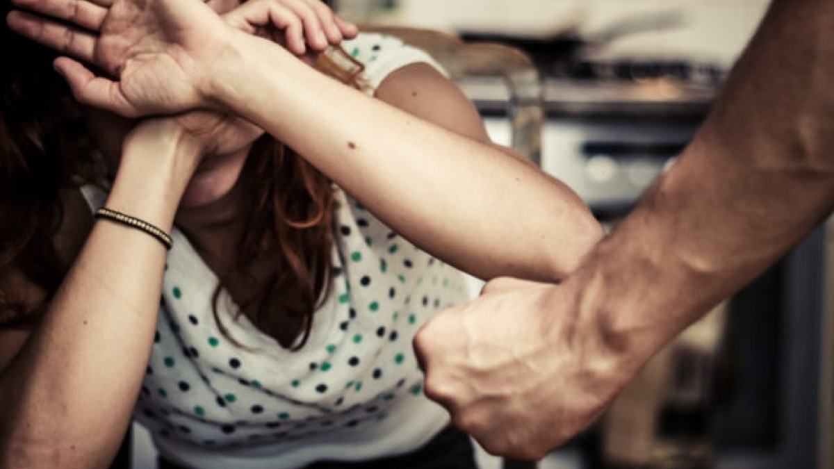 4 года за решеткой проведет житель Павлограда, который в состоянии алкогольного опьянения избил беременную