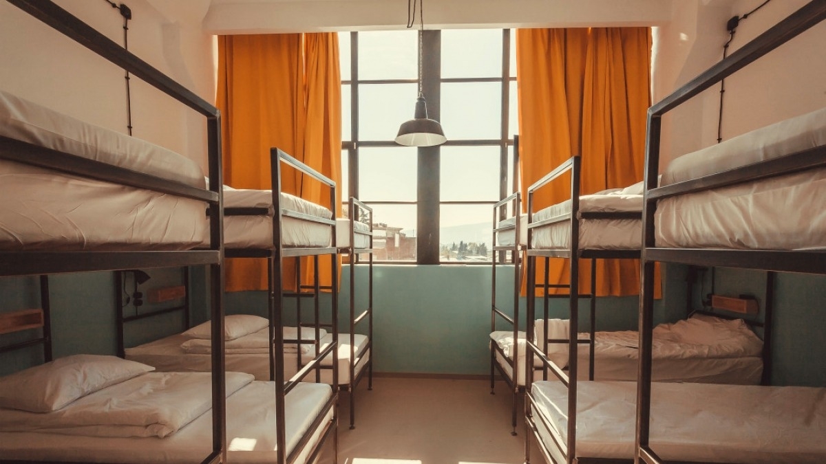 В Украине запретили  в жилых домах открывать хостелы, большие магазины и сауны