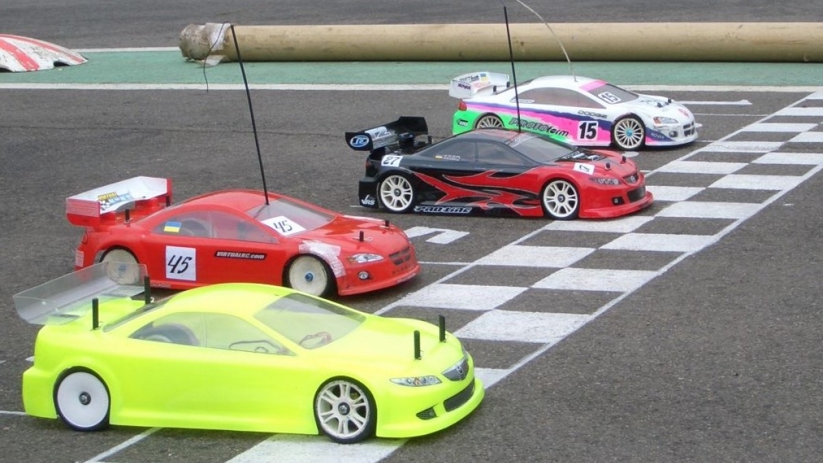 Сборная Днепропетровщины вошла в тройку лидеров на всеукраинских соревнованиях по автомодельному спорту