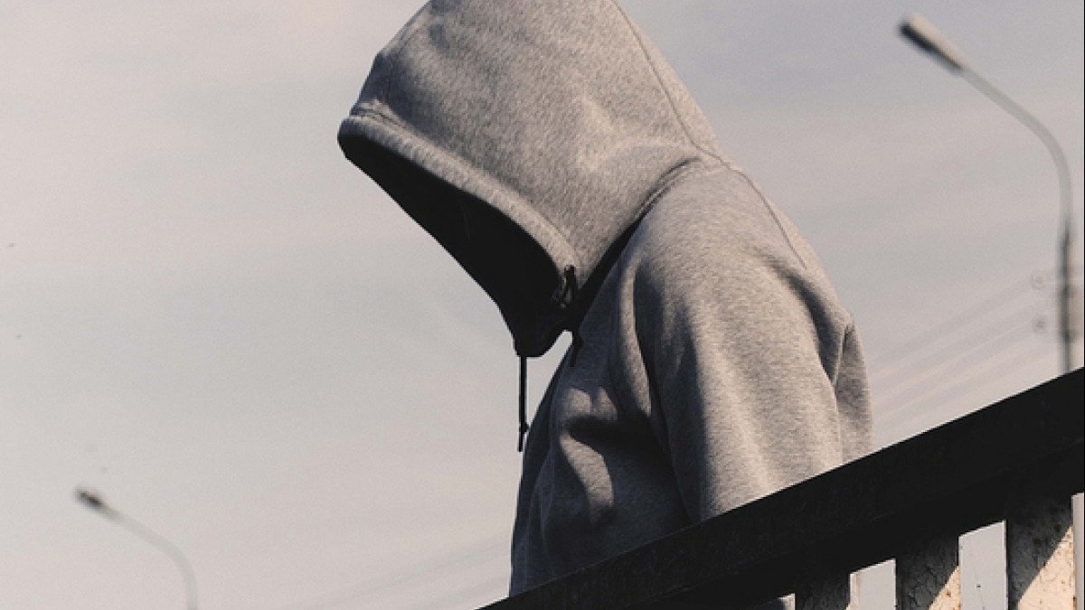 В Украине увеличилось количество самоубийств. Как распознать депрессию у человека и помочь