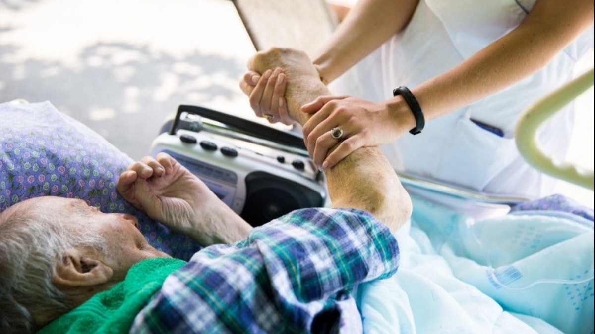 МОЗ на треть сократил расходы на больных с редкими заболеваниями