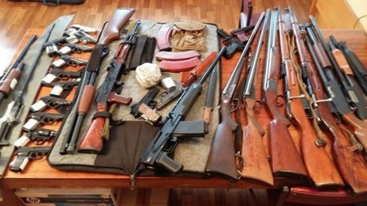 На Днепропетровщине стартовал месячник добровольной сдачи оружия