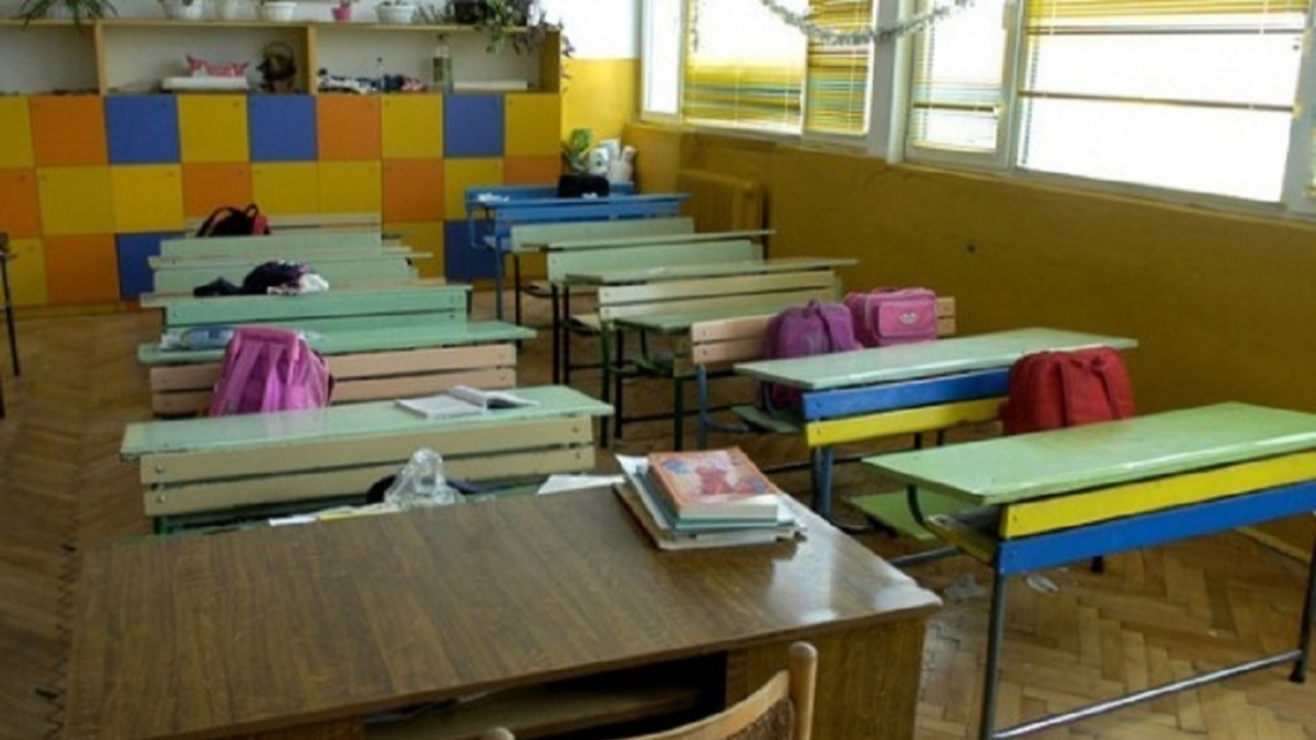 Почти половина украинцев за перевод русскоязычные школ на украинский язык