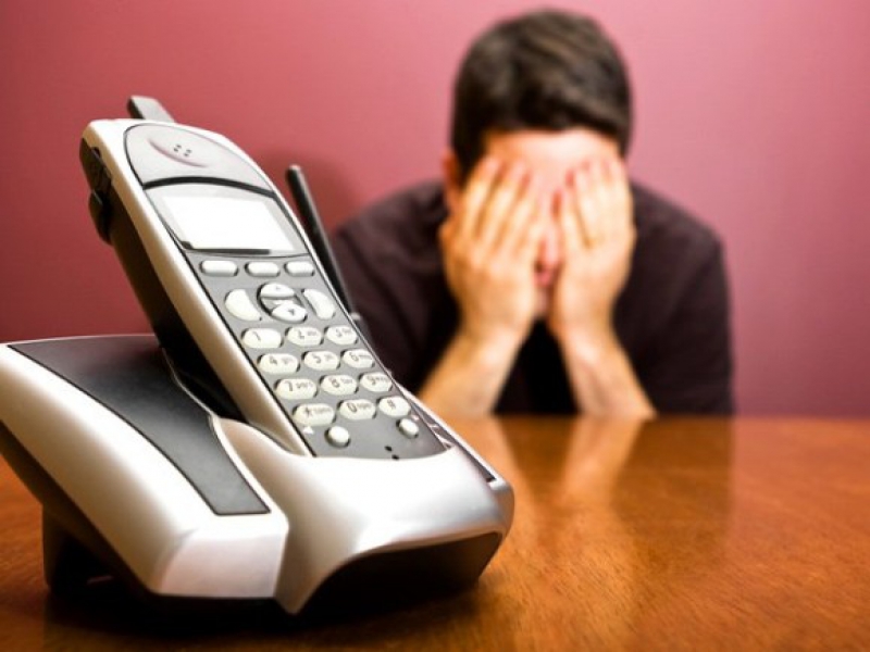 Коллекторы, чтобы выбить долги, начали выключать людям свет, воду и газ