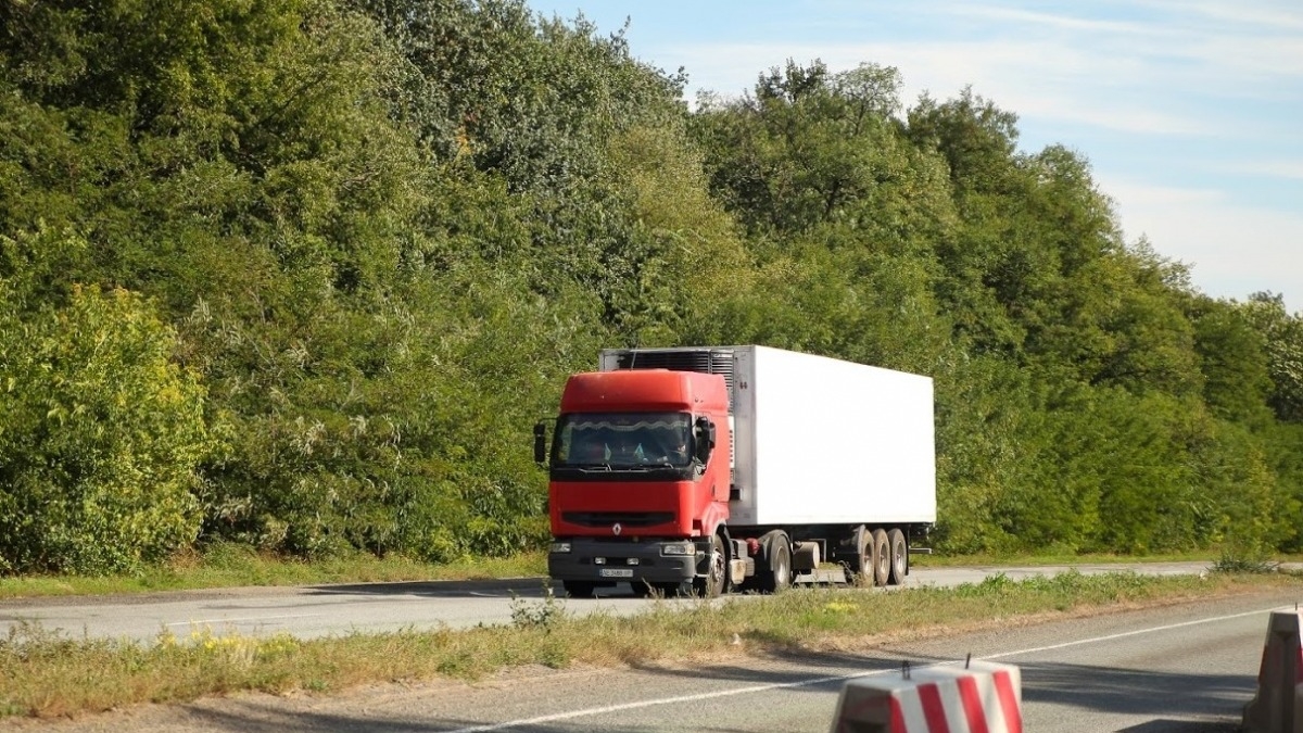 За месяц на дорогах области поймали более 150 грузовиков нарушивших весовые нормы
