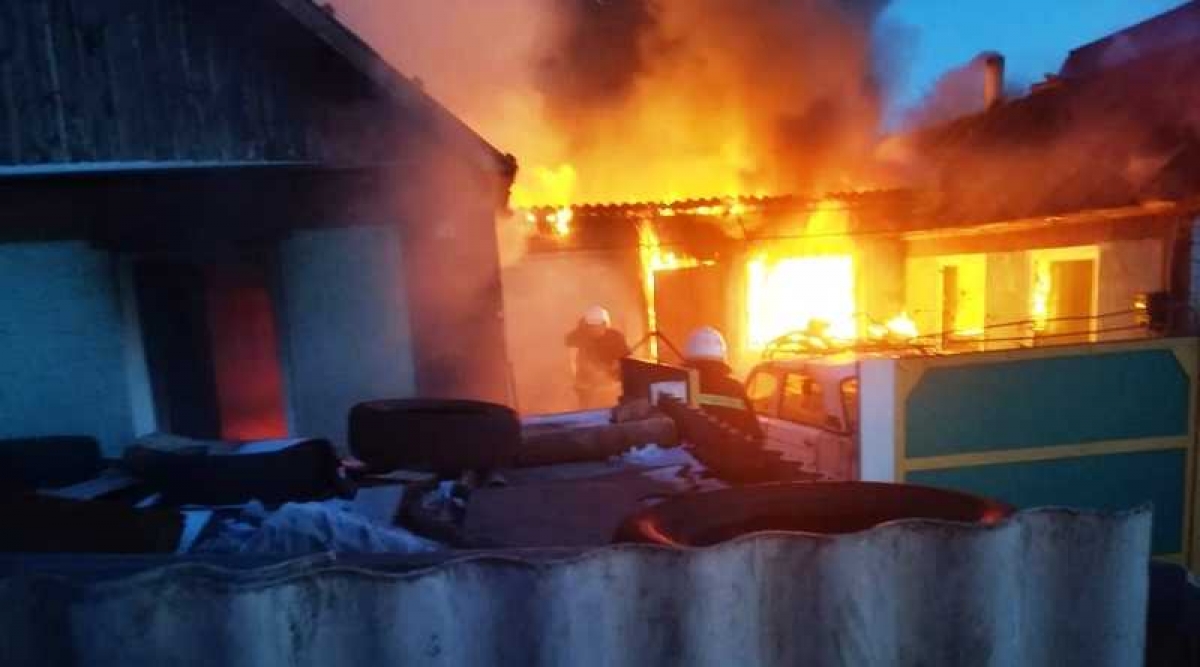 В Павлограде на пожаре погиб мужчина и пострадали две женщины