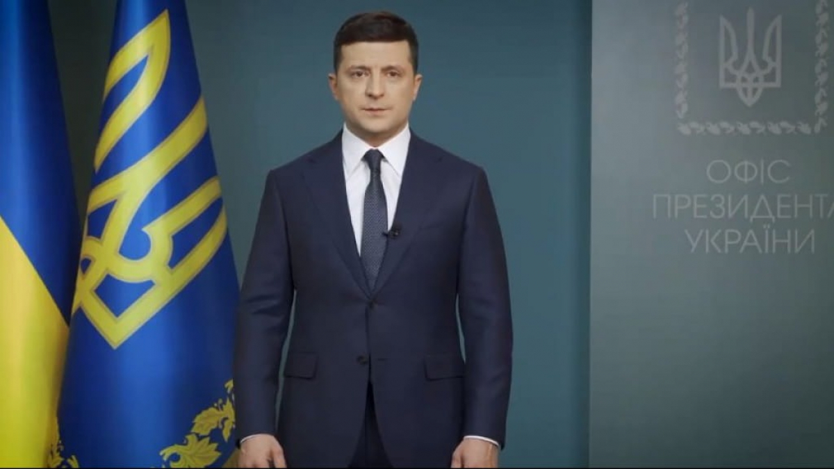 Опубликован текст указа Зеленского о введении чрезвычайного положения 