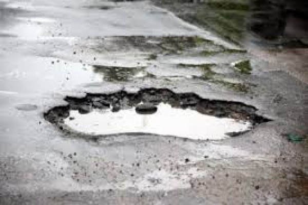 Дорогу по Успенской (Дзержинского) обещают отремонтировать до зимы