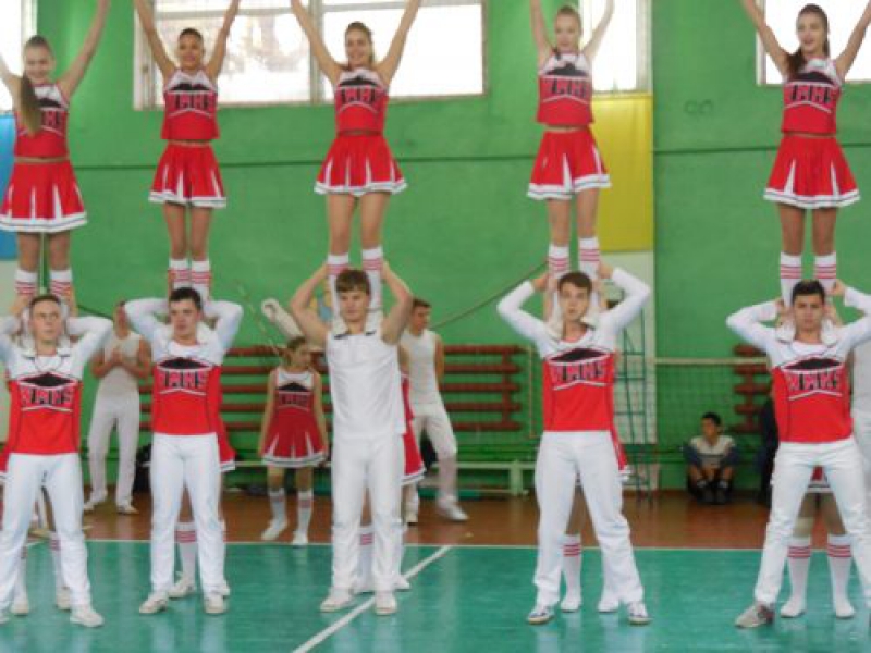 Павлоградские черлидиры - лучшие на Днепропетровщине
