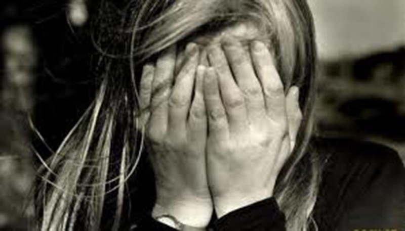 Павлоградка просит пожизненное заключение для мужа, убившего их 8-месячную дочь