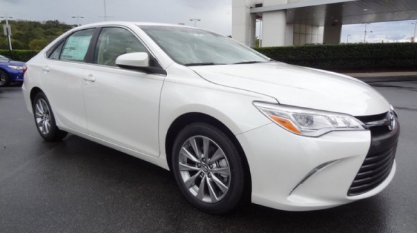 Павлоградский горсовет собирается купить 2,5-литровый TOYOTA CAMRY за миллион