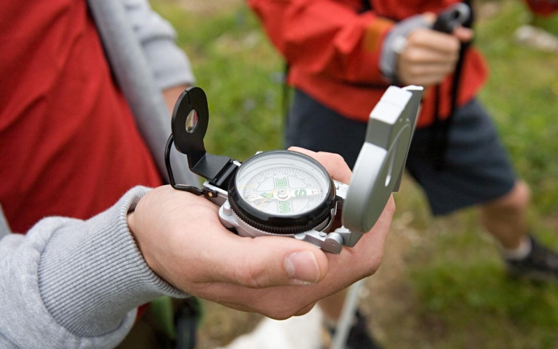 Павлоградцев приглашают обучиться ориентированию на местности, следопытству и военной топографии