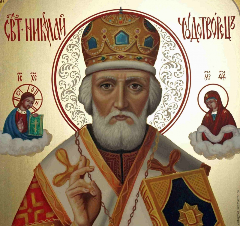 Павлоградскому собору подарили мощи Святого Николая