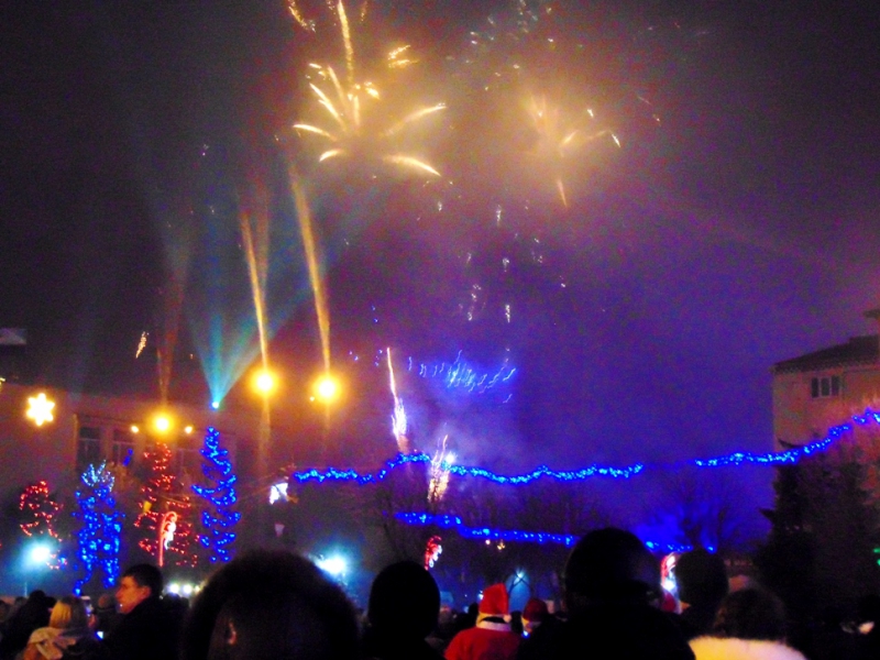 Павлоград встретил Новый год фейерверком мира и единства