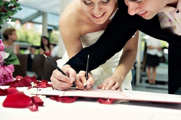 В Днепре можно зарегистрировать брак в течении 24 часов 