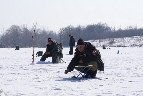 Прибывание на замёрзших водоёмах небезопасно,- ДСНС