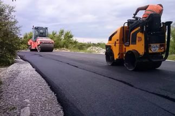 В этом году отремонтируют трассу от Днепра до Донецкой области через Павлоград