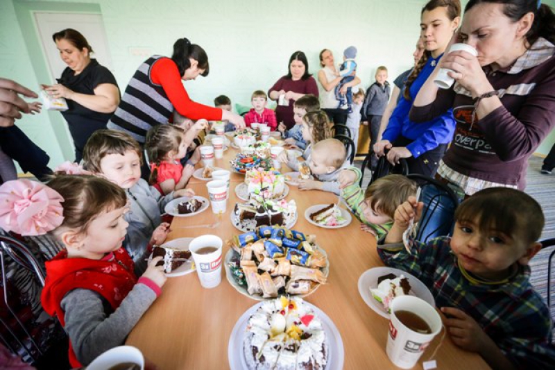 Оформление детей-переселенцев в садик и школу