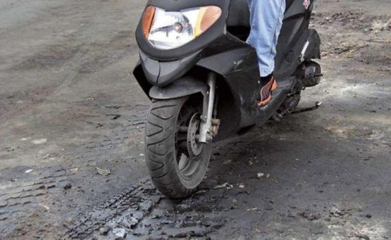 В Павлограде полиция нашла парня который угнал мопед среди бела дня 