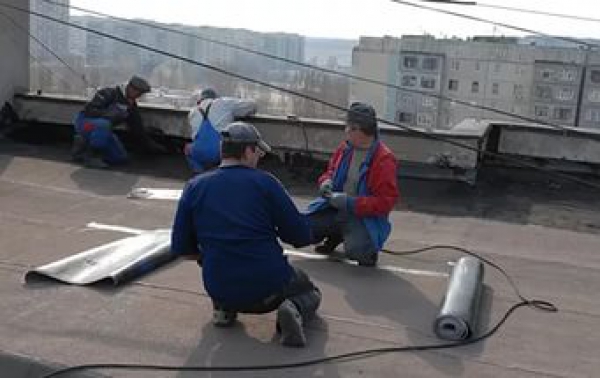 В Павлограде ремонта требуют 400 крыш