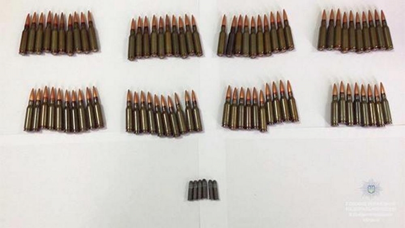В Терновке задержали мужчину, который носил с собой 84 патрона 