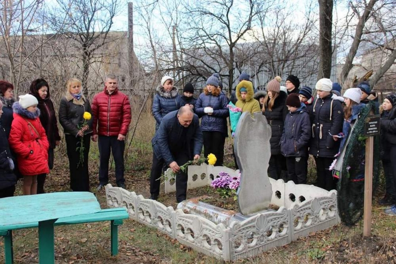 Более 1800 погибших от голода: Павлоградщина почтила жертв голодомора