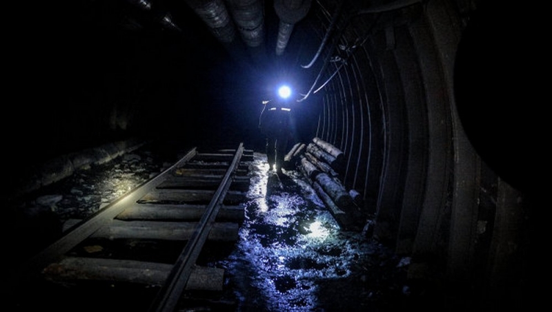 Несчастный случай на шахте: электрослесарю оторвало руку