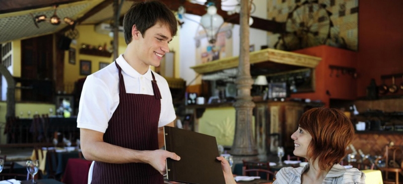 В общепите Павлограда рекомендуется обслуживать клиентов на украинском языке