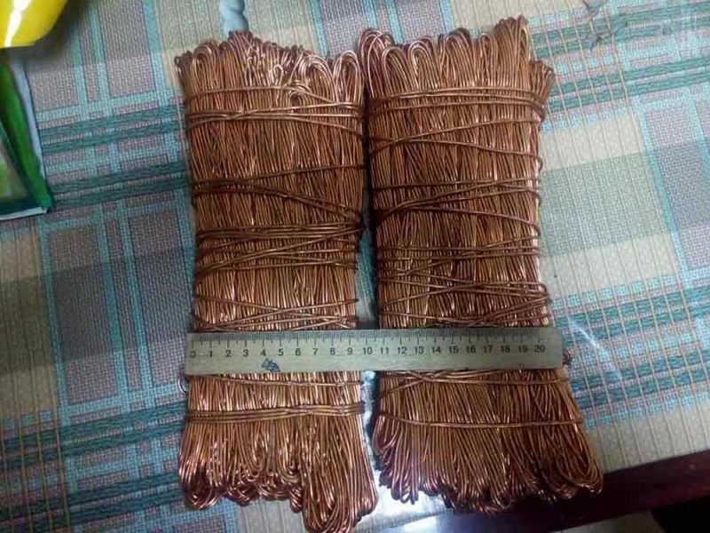 На шахте Благодатная работник украл медный кабель и пытался убежать от охраны