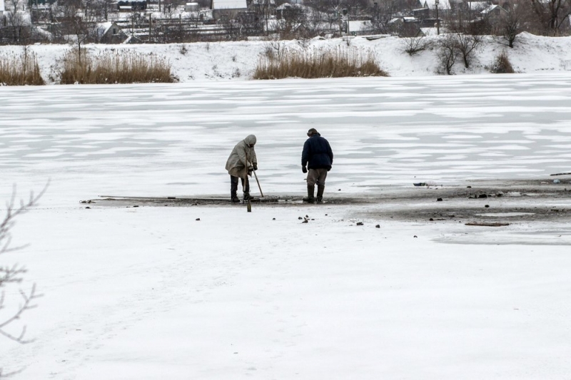 В этом году подо льдом оказались 18 жителей Днепропетровщины