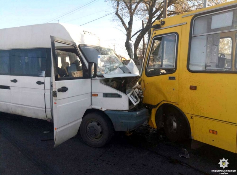Полиция Павлограда разыскивает свидетелей ДТП с участием общественного транспорта
