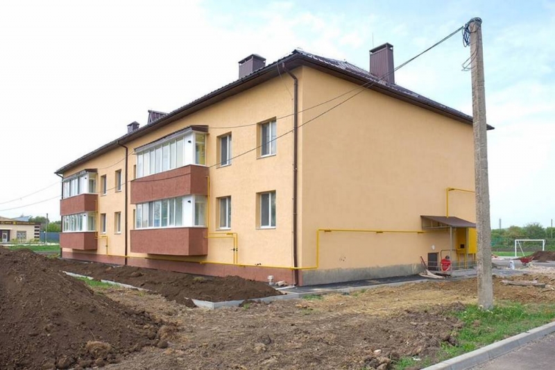 На Юрьевщине семьи медиков, учителей и воспитателей заселятся в новый дом