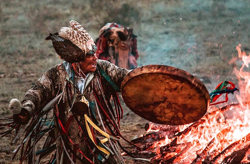 Павлоградцы могут посмотреть на древний шаманский обряд