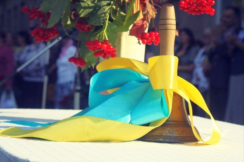 В Павлограде на последнем звонке предложили не предоставлять слово политикам