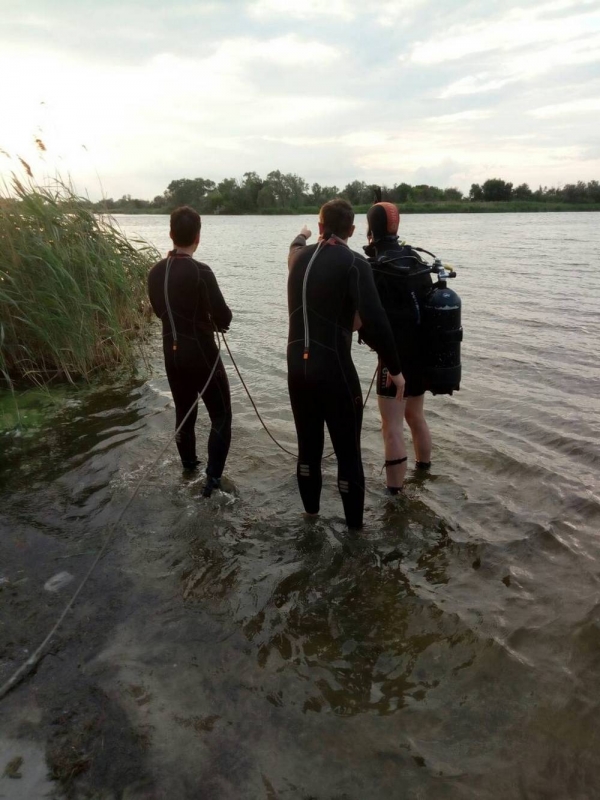 С реки Самара спасатели извлекли тело утонувшей девочки