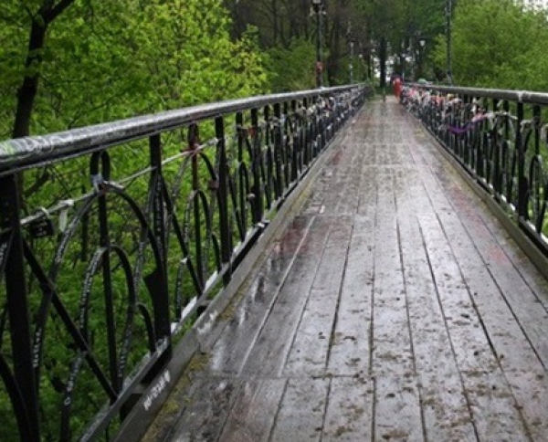 Второй пешеходный мост через Волчью построят в Павлограде