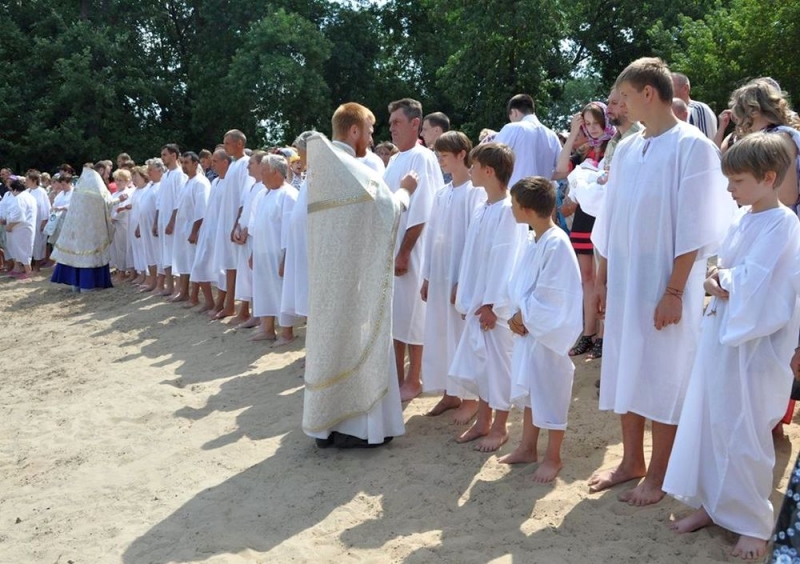 На городском пляже Павлограда состоится массовое Таинство Крещения