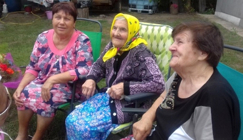 На Павлоградщине бабушка отметила 100-летие