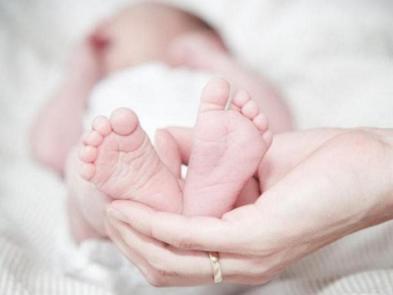 Уже с сентября украинские семьи при рождении ребенка получат набор из 25 необходимых вещей для новорожденных