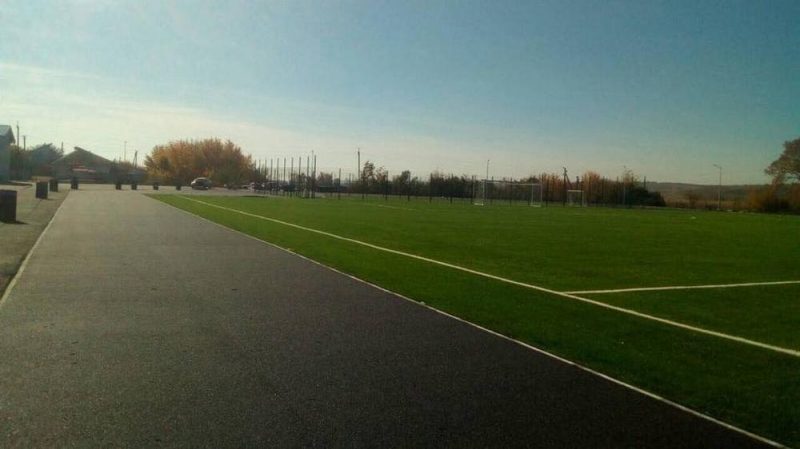 В Юрьевке завершается строительство огромного современного стадиона (ФОТО)