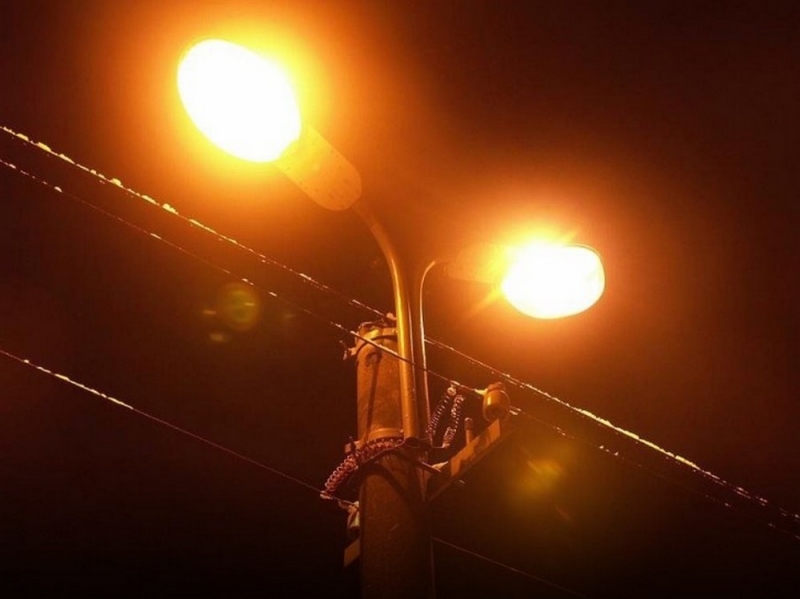 На пяти улицах Павлограда сделали наружное освещение