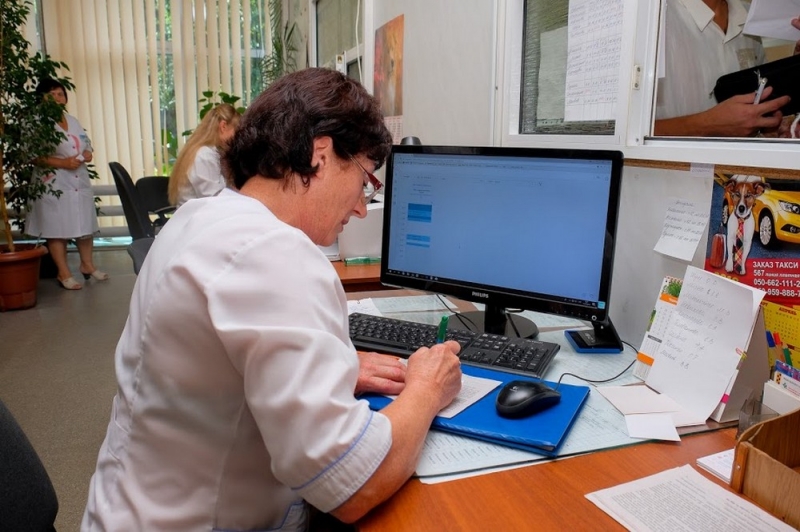 В Павлограде на прием к врачам можно попасть только после онлайн записи