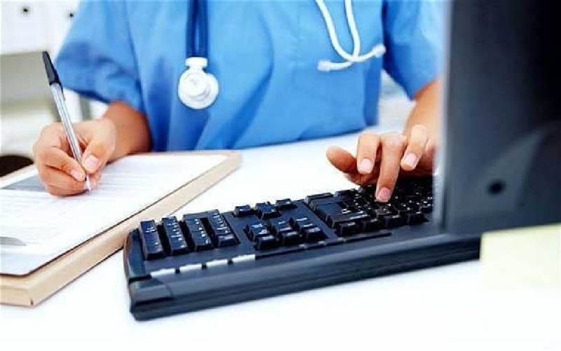 С 2019-го амбулаторные карты начнут переводить в электронную форму